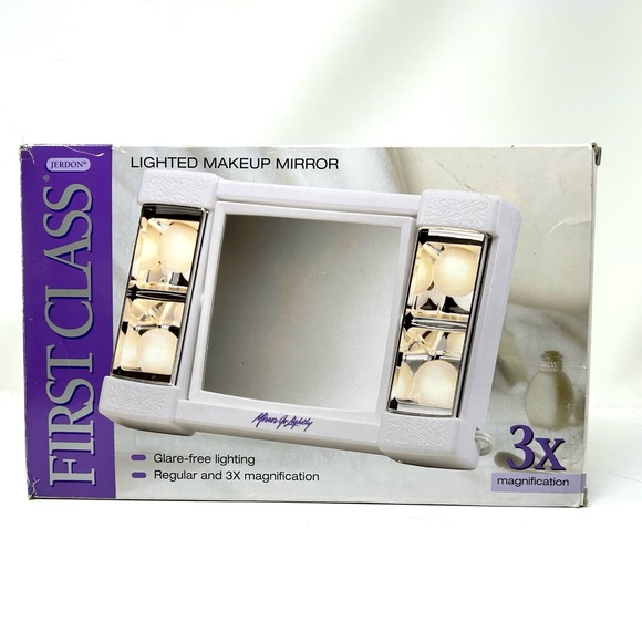 Jerdon Bath Portable Light Up Makeup Mirror Regular And 3x